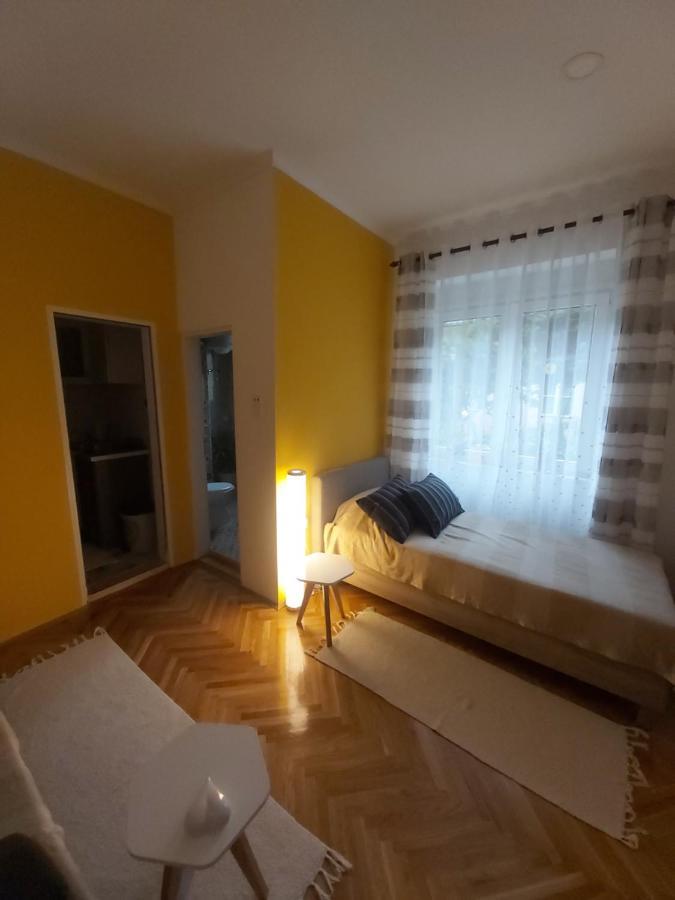 Ignim Apartment Subotica Exteriör bild